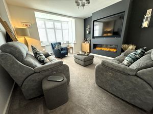 Lounge- click for photo gallery